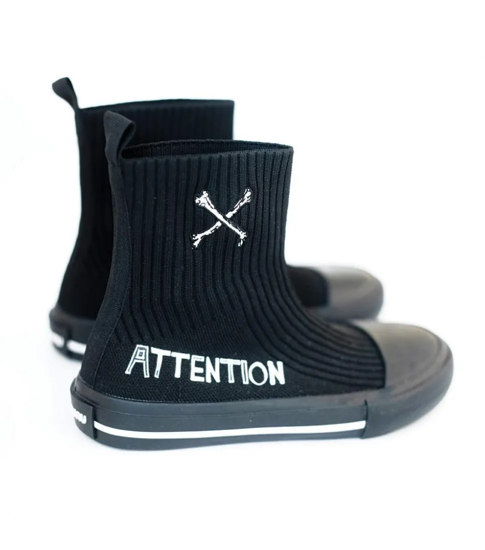NUNUNU Attention Sock Sneakers Shop