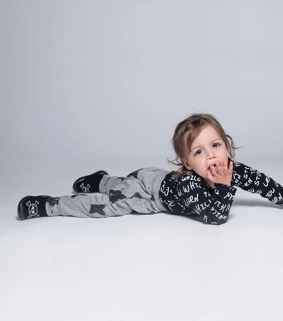 NUNUNU Soft Faded Star Baggy Pants Shop